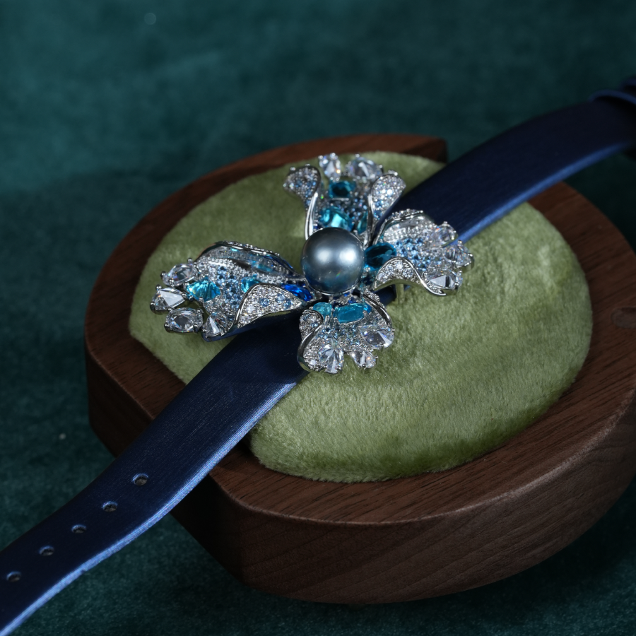 Statement Butterfly Pearl Leather Cuff