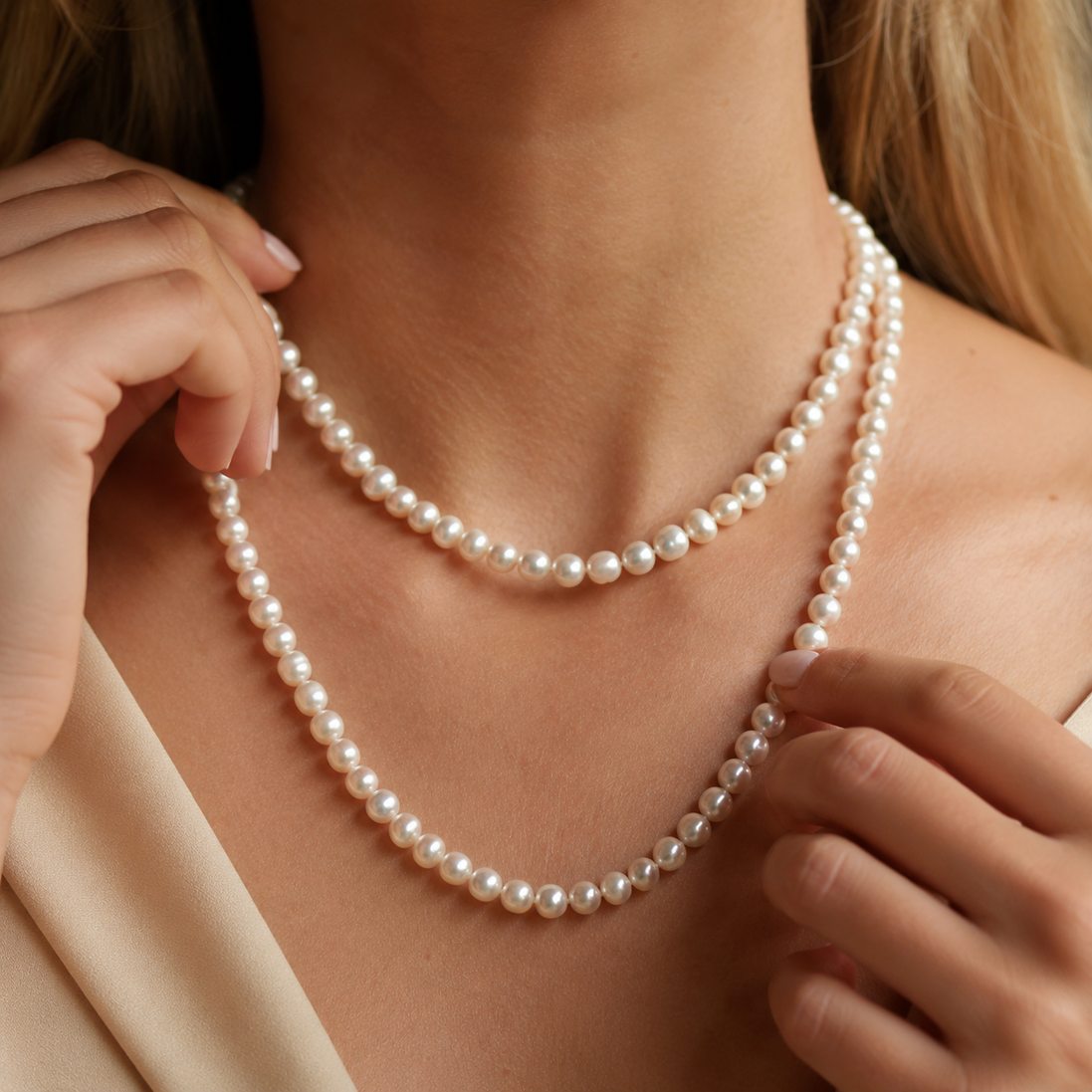 Elysian Classic Natural Pearl Necklace & Bracelet Set