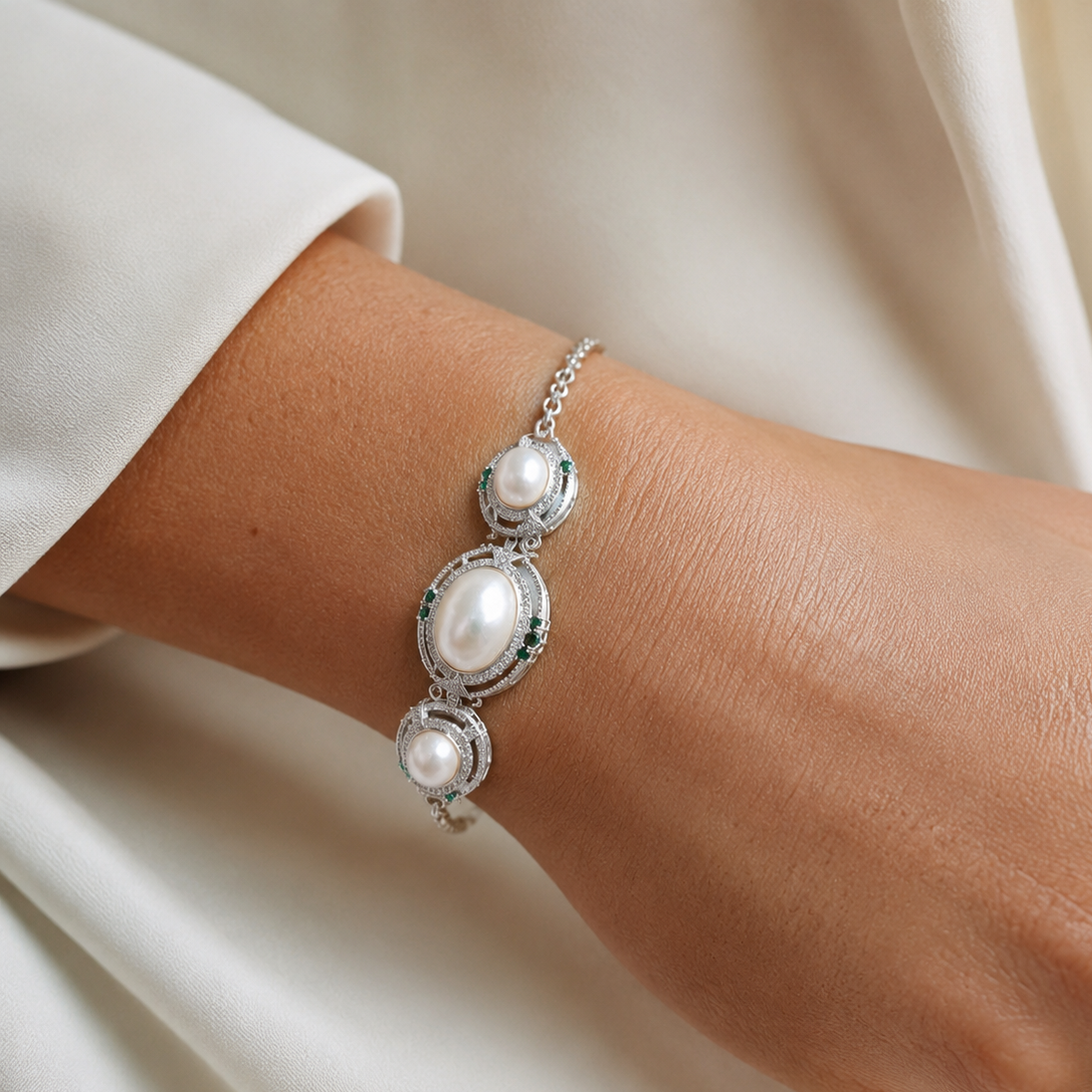 Vintage Three-Pearl Silver Halo Bracelet