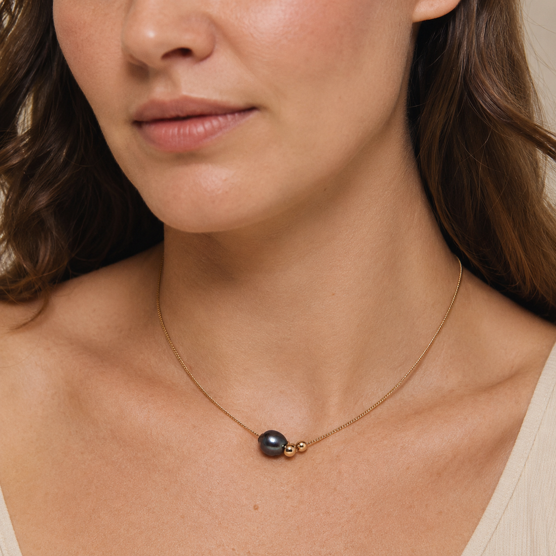 Tahitian pearl necklace/sweater chain