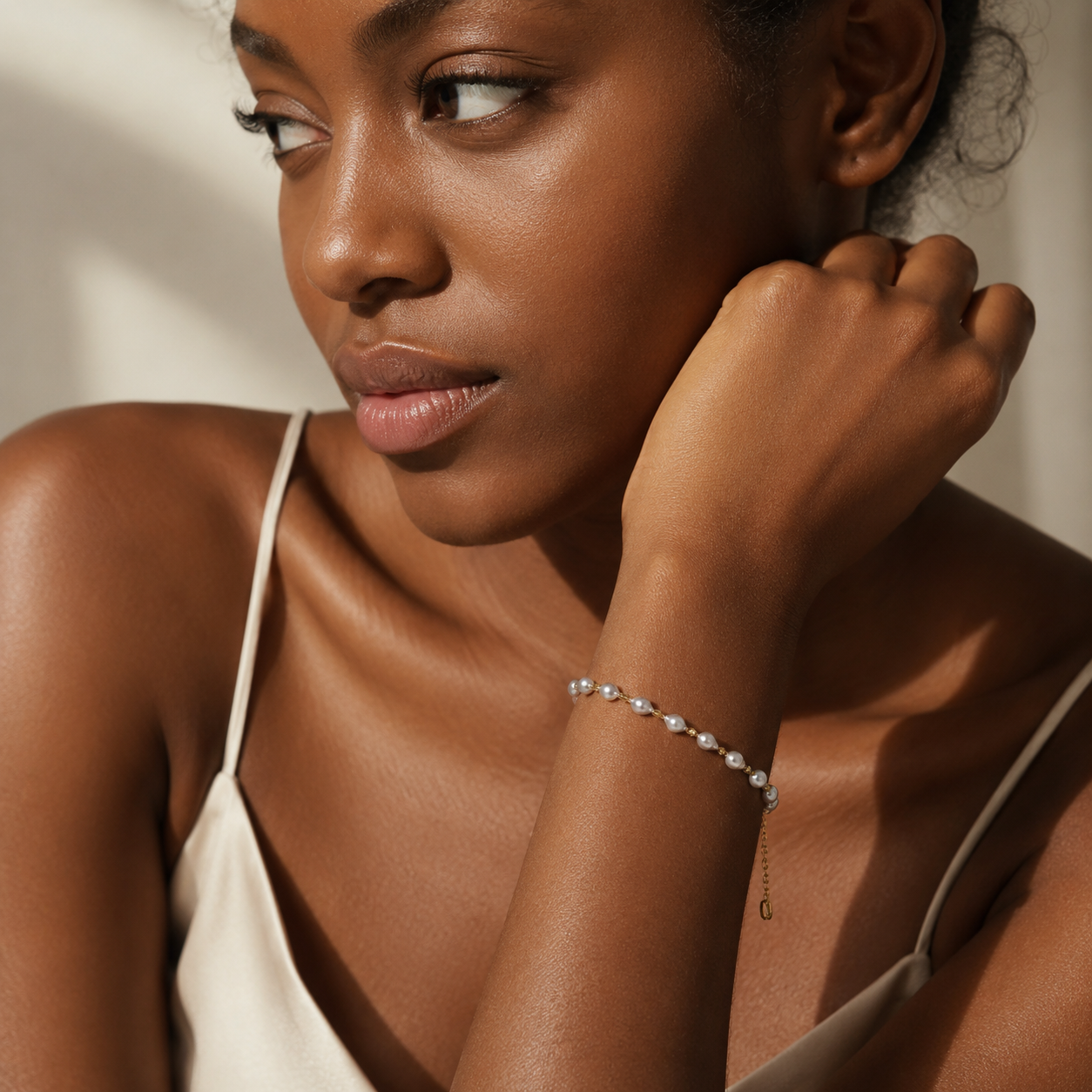 Aurora Grey Natural Pearl Bracelet