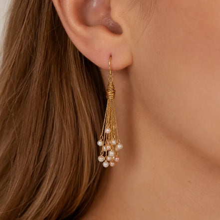 Freshwater seedless colored pearl 4-5mm tassel mixed pearl ear hooks