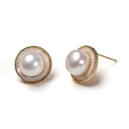 Retro Mother-of-Pearl Stud Earrings