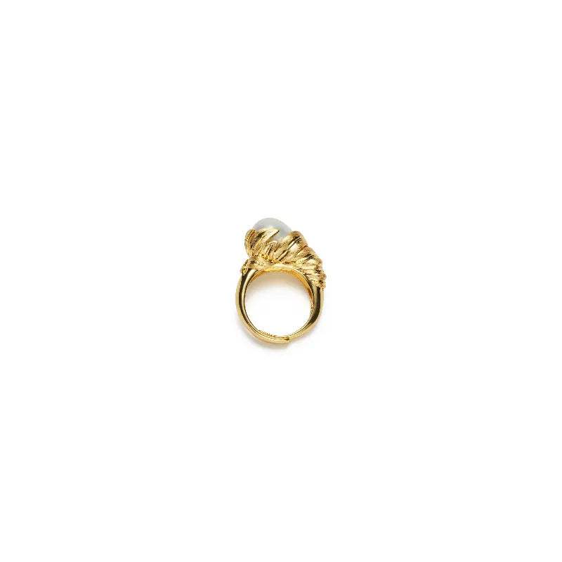 Vintage Gold Baroque Pearl Ring