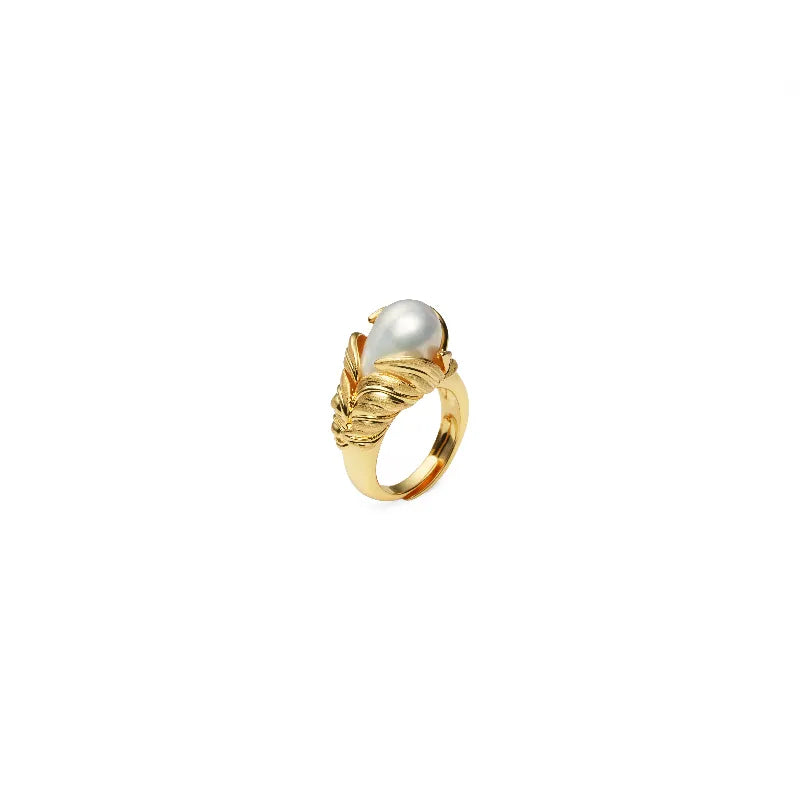 Vintage Gold Baroque Pearl Ring