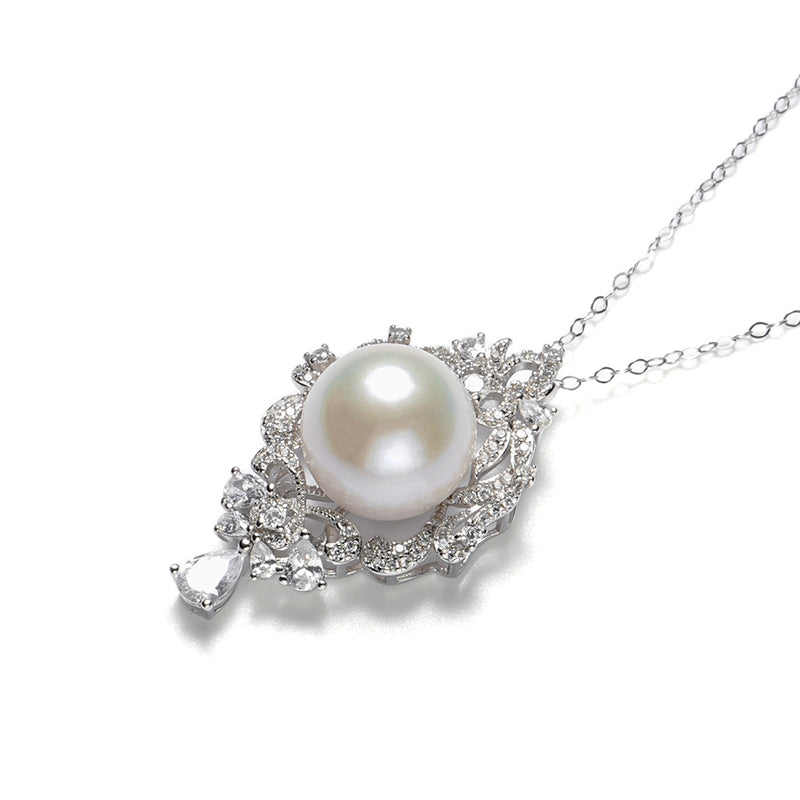 Victoria Vintage Natural Pearl Royal Pendant Necklace